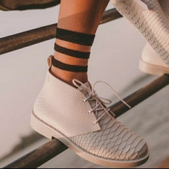 Melissa desert jelly snake python ankle boots - Picture 2 of 11